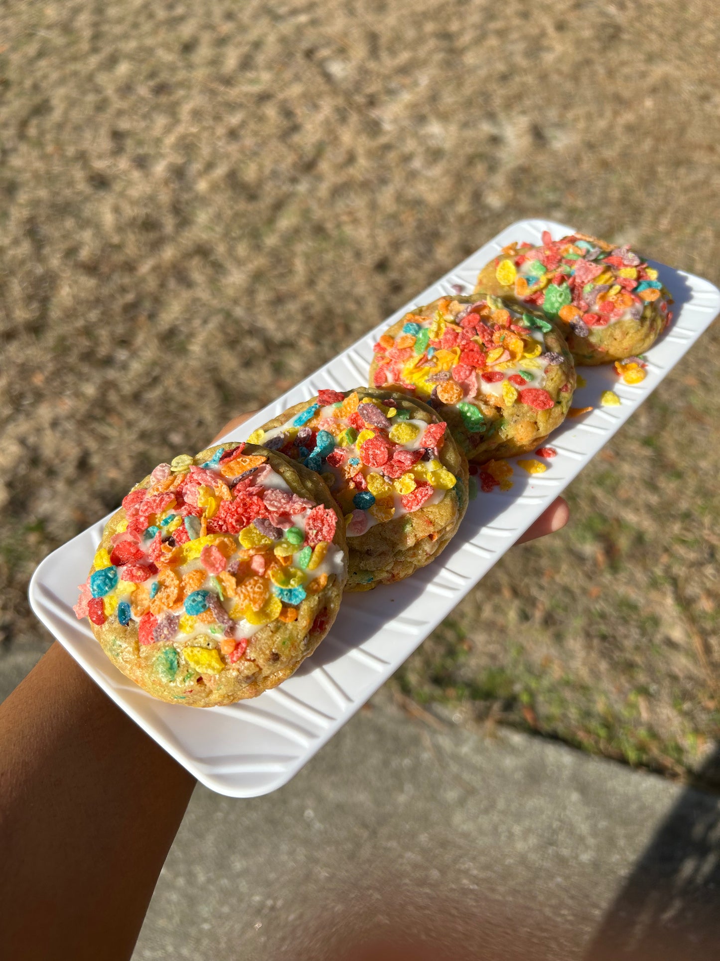 1 Dozen Fruity Pebbles
