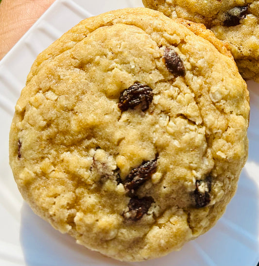 1/2 Oatmeal Raisin